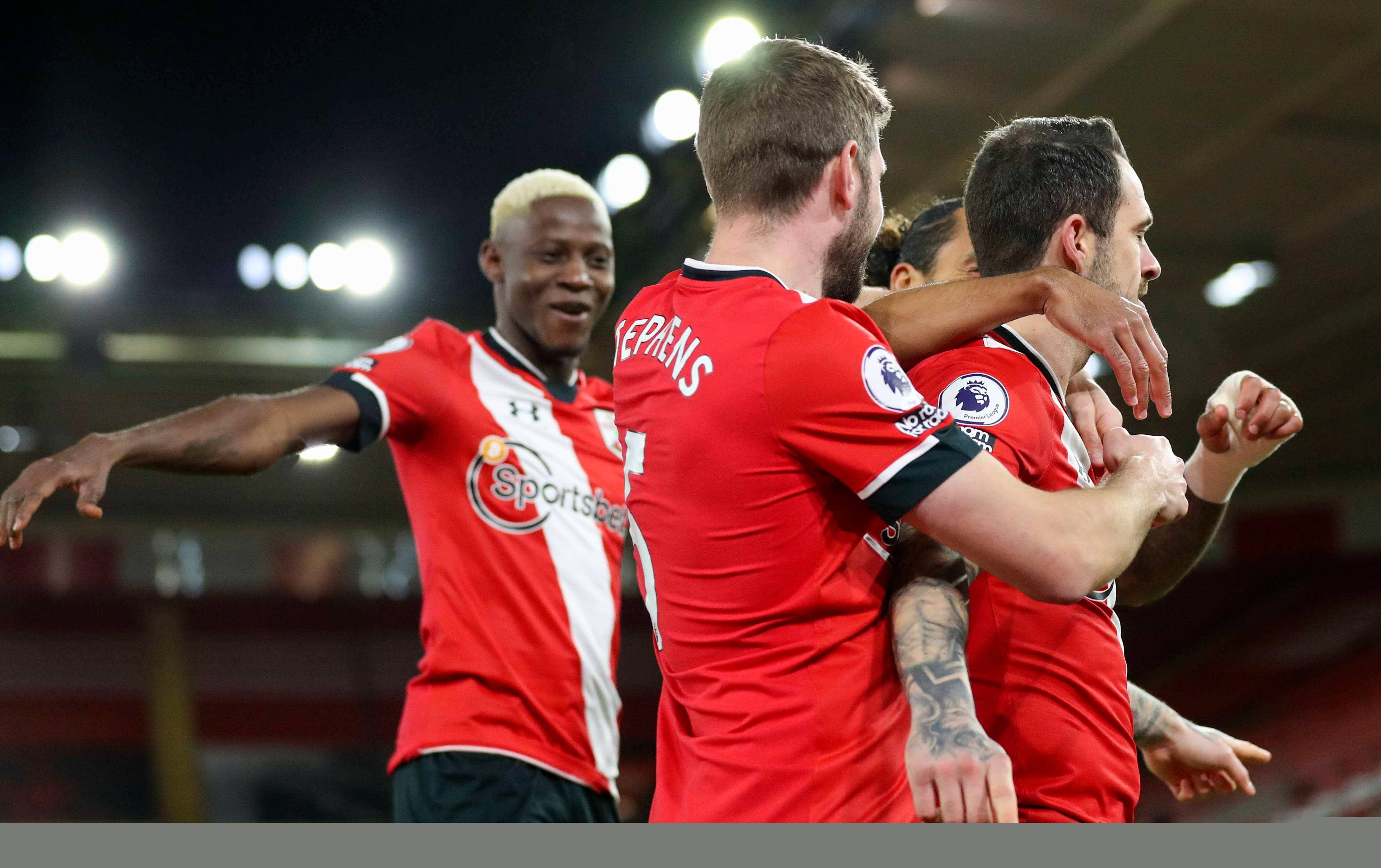 有前锋了，意媒：埃文-弗格森已参加罗马合练，周末可能复出